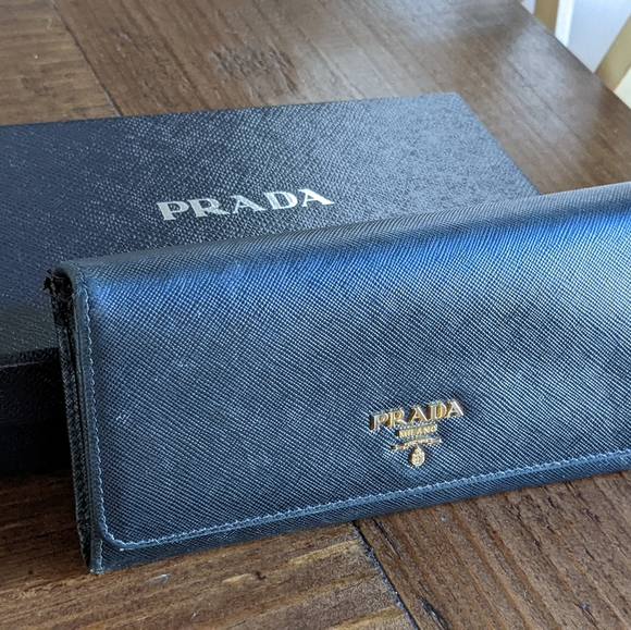 BEAUTIFUL, PRADA, large, Portaf Saffiano, metal Nero wallet - Picture 1 of 11